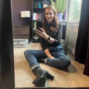 Meet your Posher, Christina